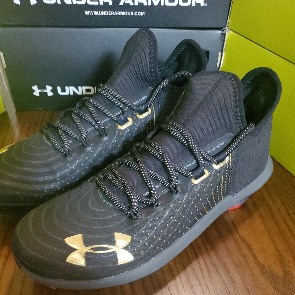 Under Armour Harper 4 baseball cleats size 9